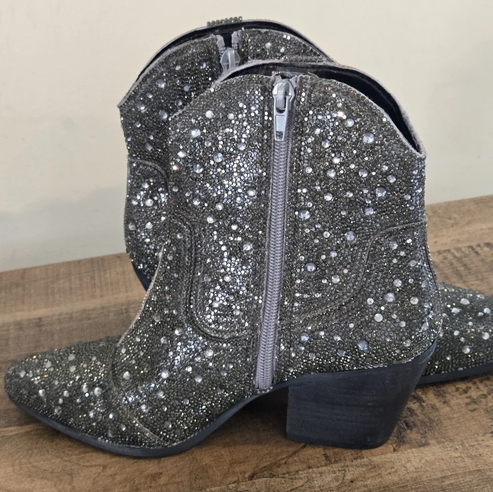 Matisse Shayne Rhinestone Green Ankle Booties Womens Size 7